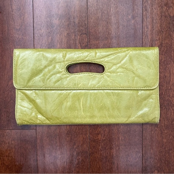 Hobo Green “Vintage” Leather Whimsigoth Clutch Bag in Lovely Shade of Chartreuse - Picture 1 of 16